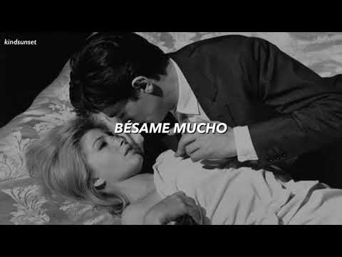 Consuelo Velázquez - Bésame // letra