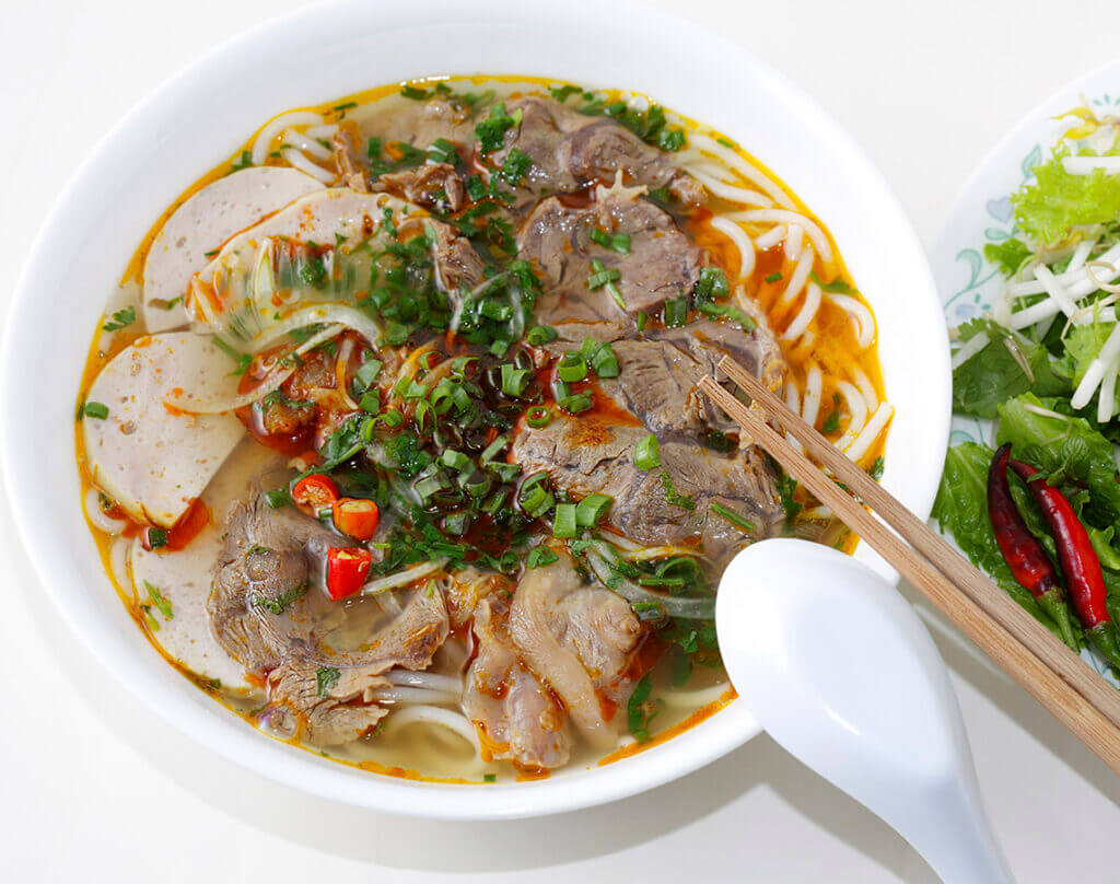 Discover Saigon - food